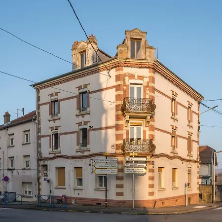 Le Julie -spacieux - 5 Pers' - 3 Beds - Gare 500m Apartment