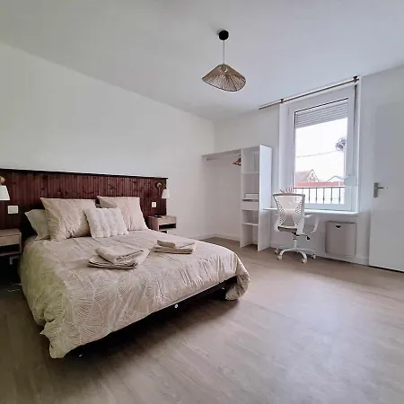 Le Julie -spacieux - 5 Pers' - 3 Beds - Gare 500m Apartment *