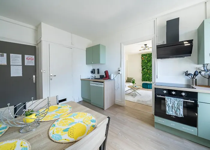 Le Julie -spacieux - 5 Pers' - 3 Beds - Gare 500m